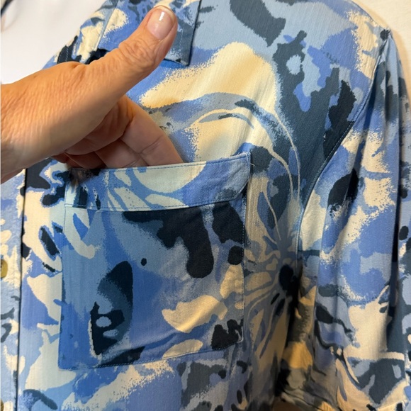A-75 Men’s Magellan‎ Outdoors Blue Tropical Floral Button Down Shirt Size L - Picture 7 of 16